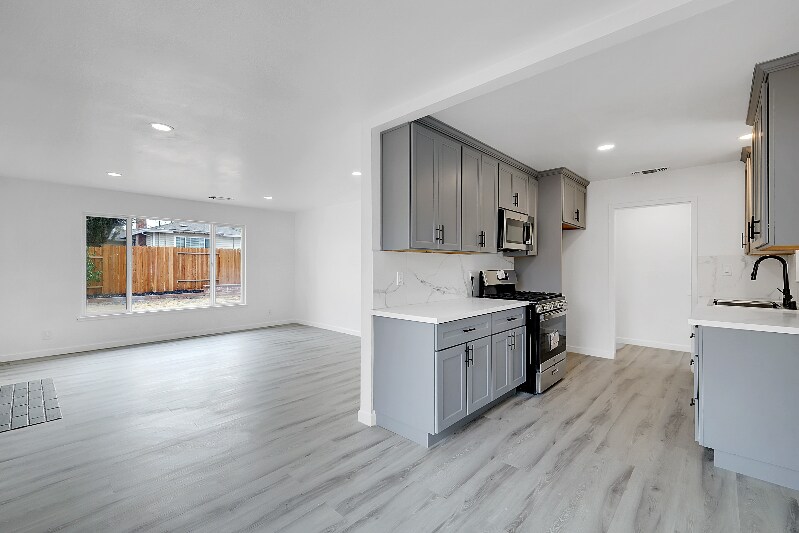 Building Photo - 10412 Dolecetto Dr