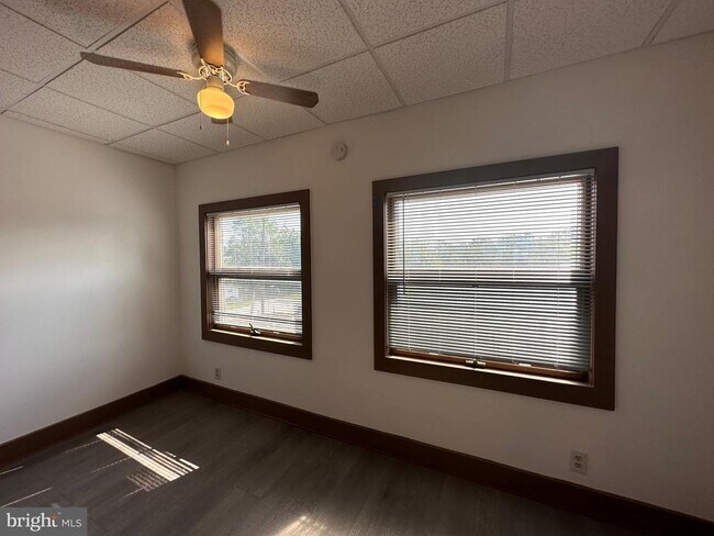 Building Photo - 239 N Stratton St