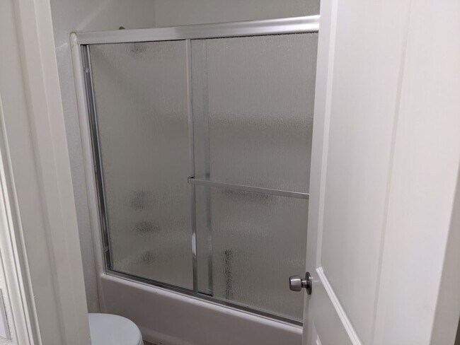 Building Photo - 55 Stenner St