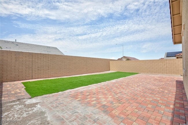 Building Photo - 819 Cottonwood Hl Pl