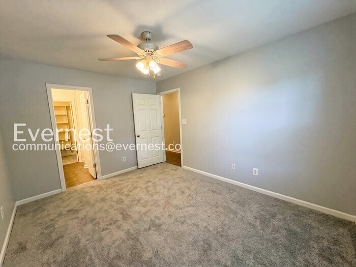 Building Photo - 10800 Frenchmen Loop