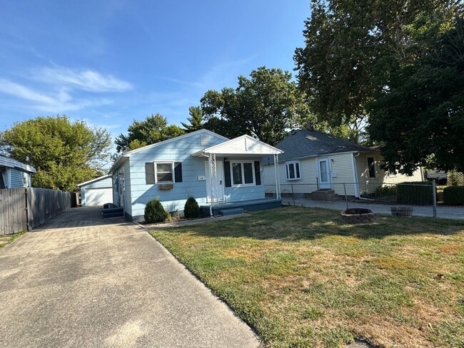 Building Photo - Now Renting in Springfield: 3 Bed and 1 Ba...