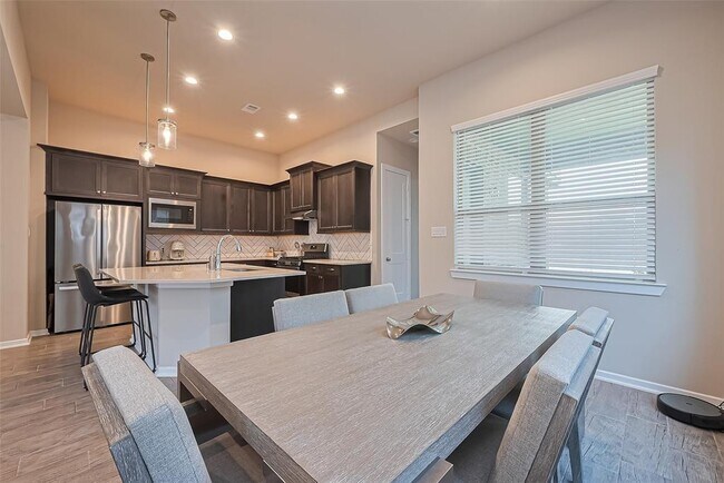 Building Photo - 15819 Glascorri Dr