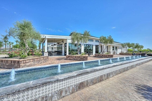 Building Photo - 11300 N Casa Dega Dr