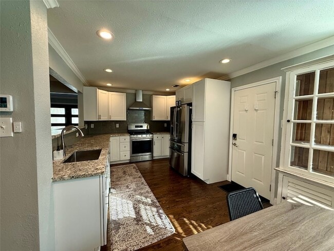 Building Photo - 13455 Mill Grove Ln