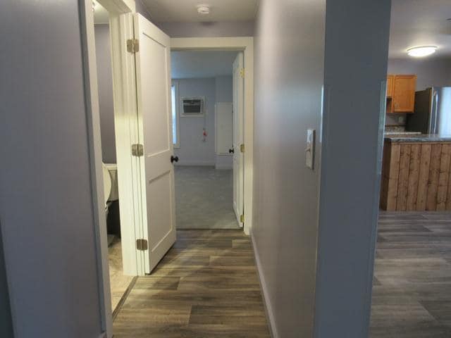 Building Photo - $1,600 - 2 Bed / 1.5 Bath House on Caney Fork with Stunning Landscaped Gardens