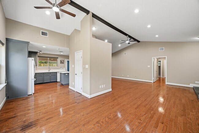 Building Photo - 17511 Favor Bend Ct