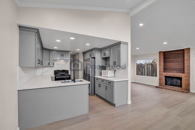 Building Photo - 4035 Egret Ct