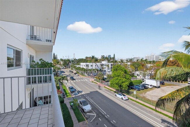 Building Photo - 1428 Euclid Ave