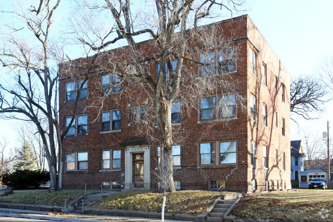 Building Photo - 821 19th St
