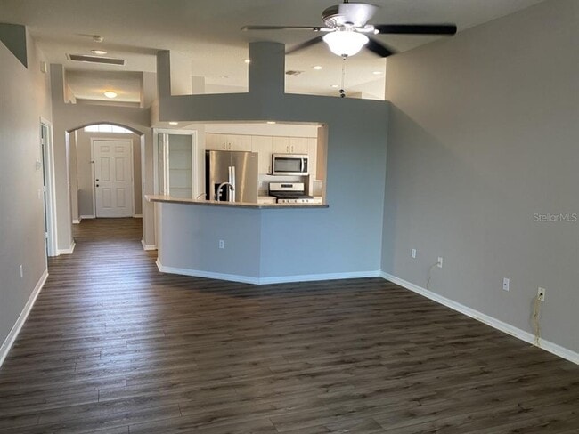 Building Photo - 28826 Raindance Ave
