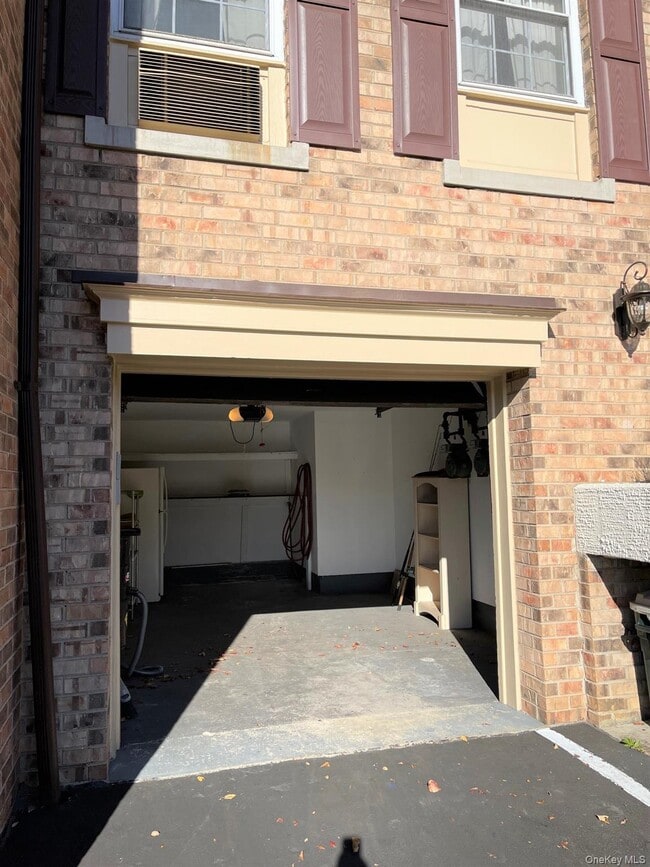 Building Photo - 205-30 Brian Crescent