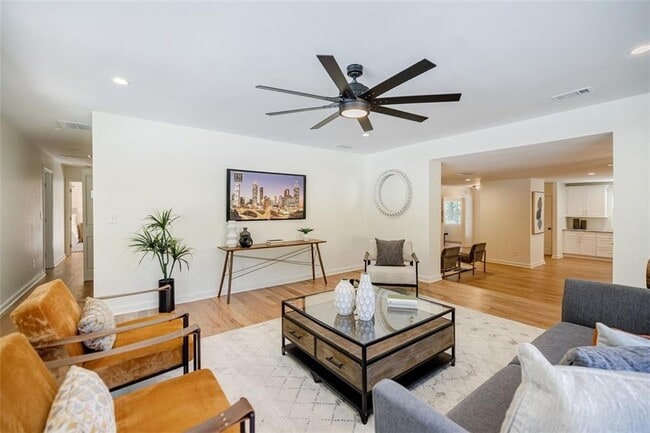 Building Photo - 3154 N Druid Hills Rd