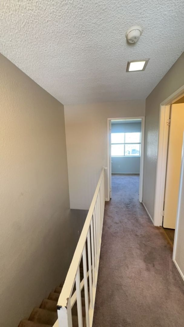 Building Photo - AVAILABLE NOW!! 2 Bedroom / 2 Bathroom Townhome in San Bernardino w/ Garage!