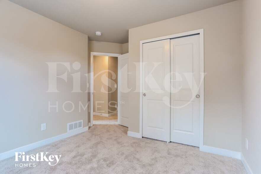 Building Photo - 10512 Horton Dr