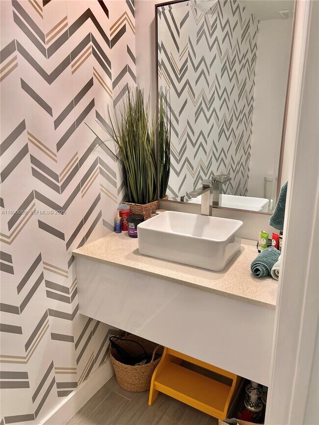 Building Photo - 4654 Santa Cruz Way