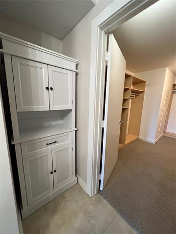 Building Photo - 4040 N Hall St