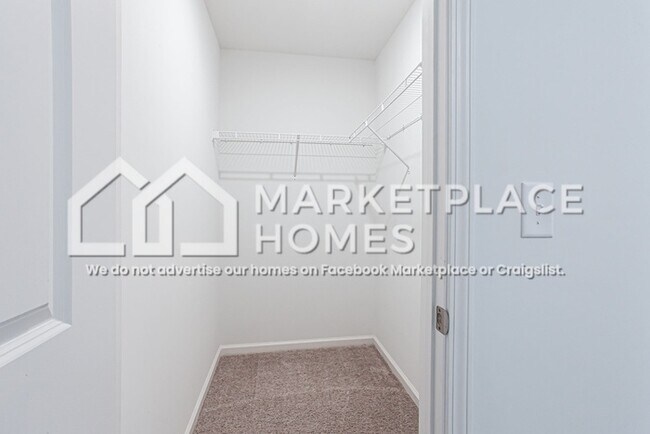 Building Photo - 1086 Feldman Chase