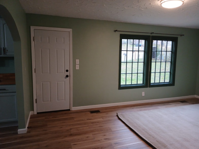 Building Photo - 1967 Old Liberty Hill Rd