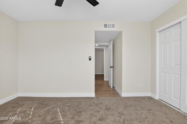 Building Photo - 2355 W Waltann Ln