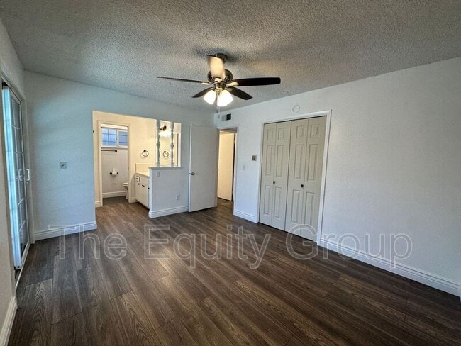Building Photo - 1439 W Evans Ave