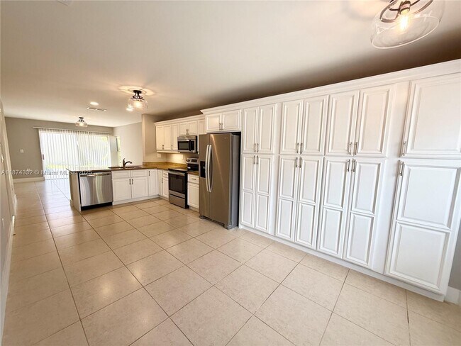 Building Photo - 1140 Oysterwood St