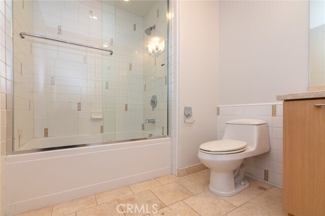 Building Photo - 268 Caruso Ave