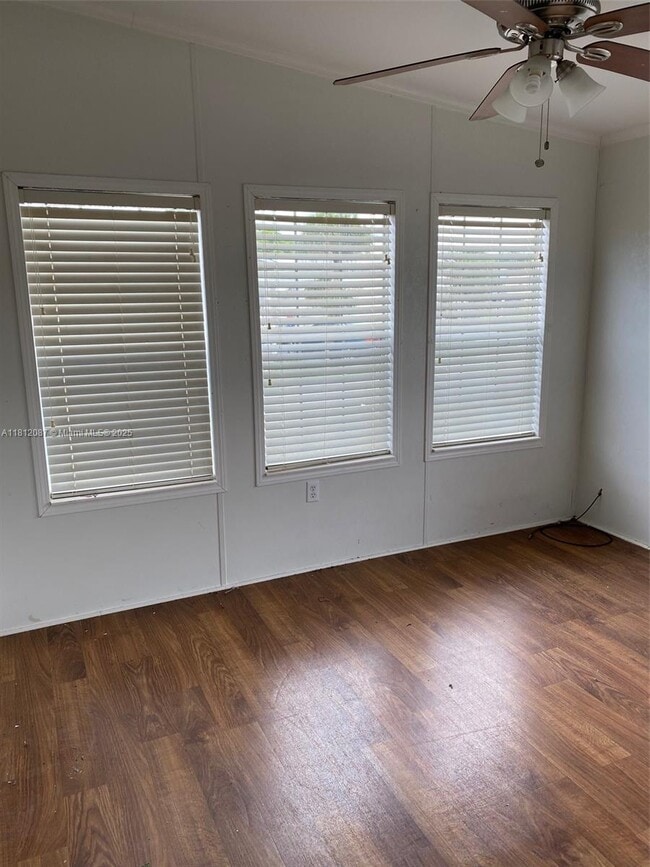 Building Photo - 11837 Watergate Cir
