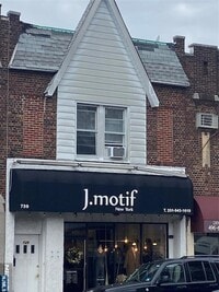 Building Photo - 739 Anderson Ave