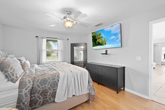 Building Photo - 3238 SW Constellation Rd