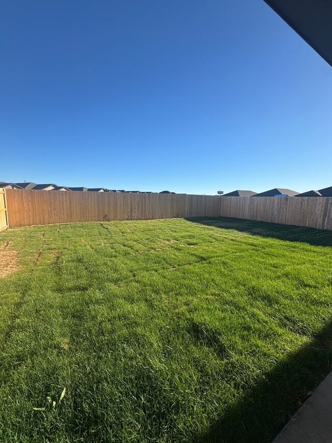 Building Photo - Located in Glendale!!!4bedrooms 2bathrooms 2 car garage NEW Build 2025