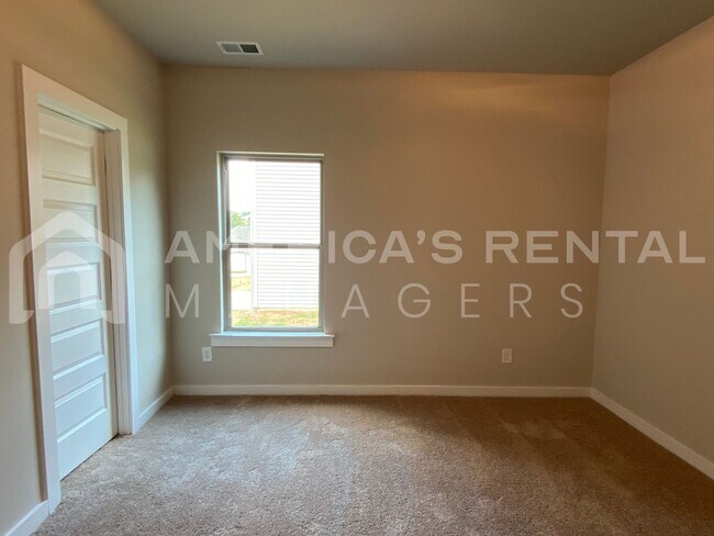 Building Photo - Home for Rent in Odenville, AL! COMING SOO...