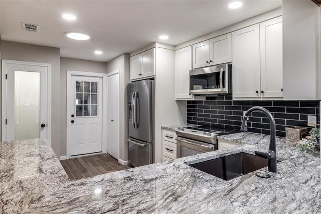 Building Photo - 7407 Wellcrest Dr