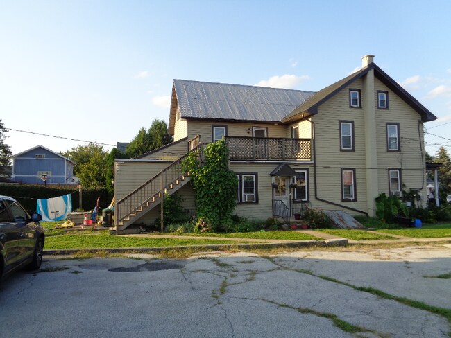 Primary Photo - 796 Pequea Ave