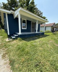 Building Photo - 2543 Pershing Ave
