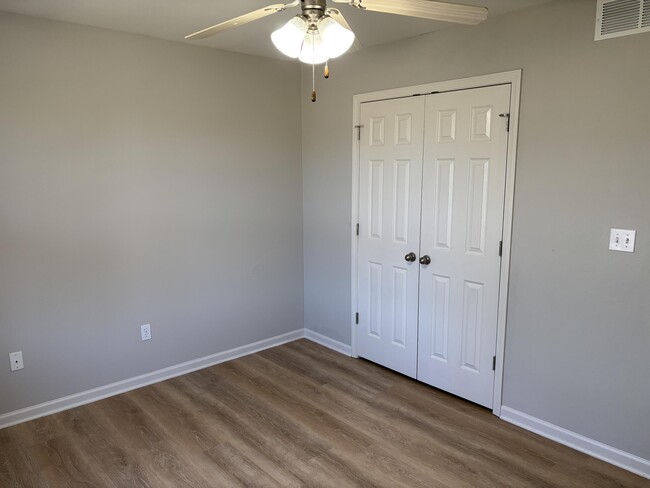 Building Photo - 4012 Snowy Owl Dr