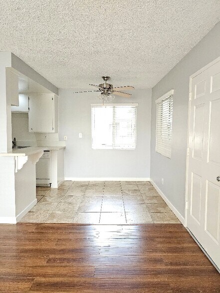 Building Photo - 20810 Amie Ave