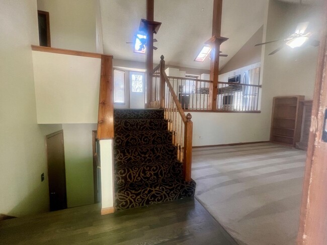 Building Photo - Who is looking for a New Kitchen?