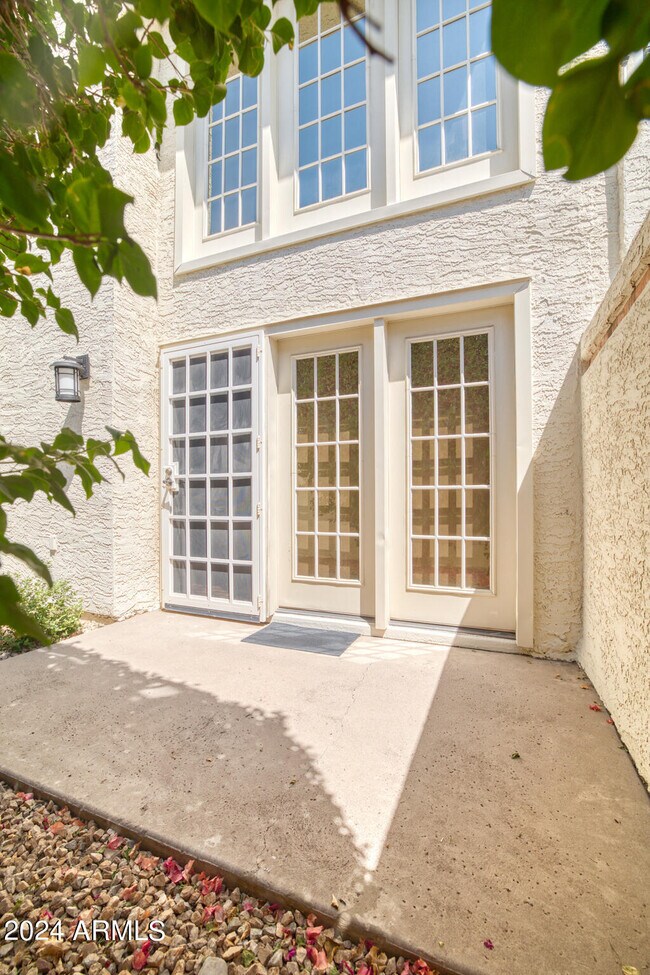 Building Photo - 5732 N 25th St