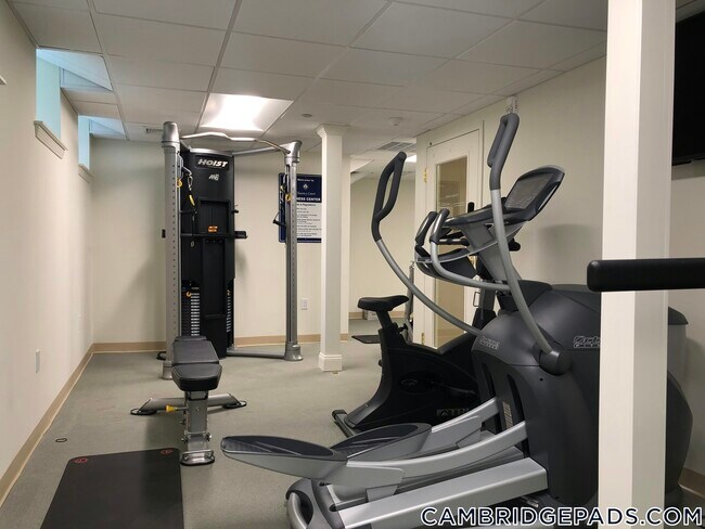 Building Photo - 22 Chauncy St