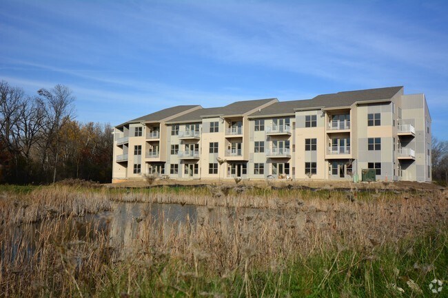 Building Photo - Conservancy Pointe