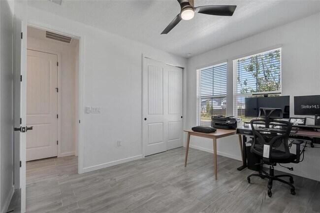 Building Photo - 6494 Rover Wy