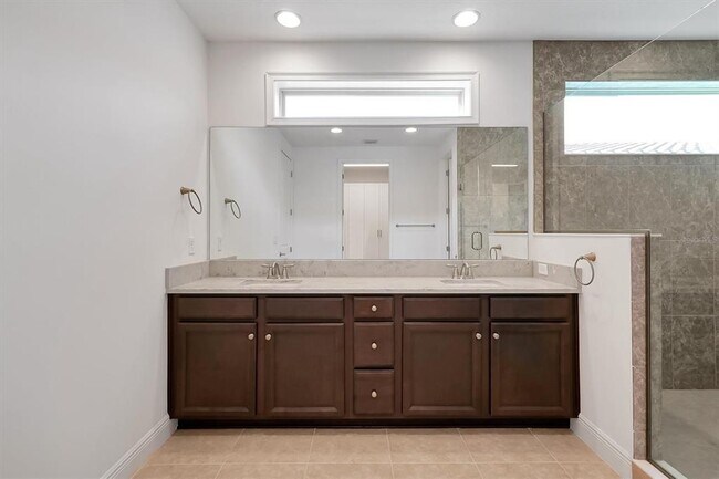 Building Photo - 13024 Bottesford Dr