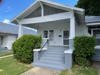 Building Photo - 908 1st Ave