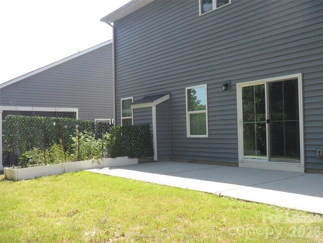 Building Photo - 1239 Harkey Creek Dr