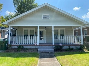 Building Photo - Cargo District home located within walking distance of Downtown Wilmington