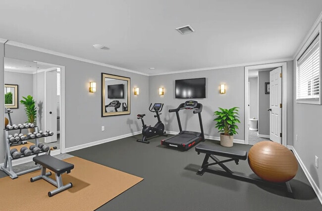 Building Photo - 608 Lavergne Ave