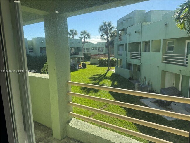 Building Photo - 11163 NW 7th St