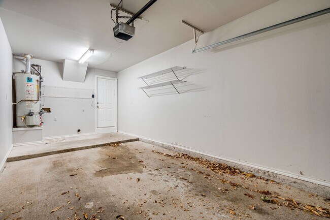 Building Photo - Pointe  360 222 - Go West - 2222 / 360 - Hill Country Paradise - 2bd / 2ba - Garage  - Pool - Nat...