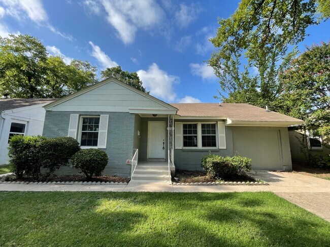 Primary Photo - COMING SOON 3 BEDROOM 2 BATH HOME IN TCU AREA